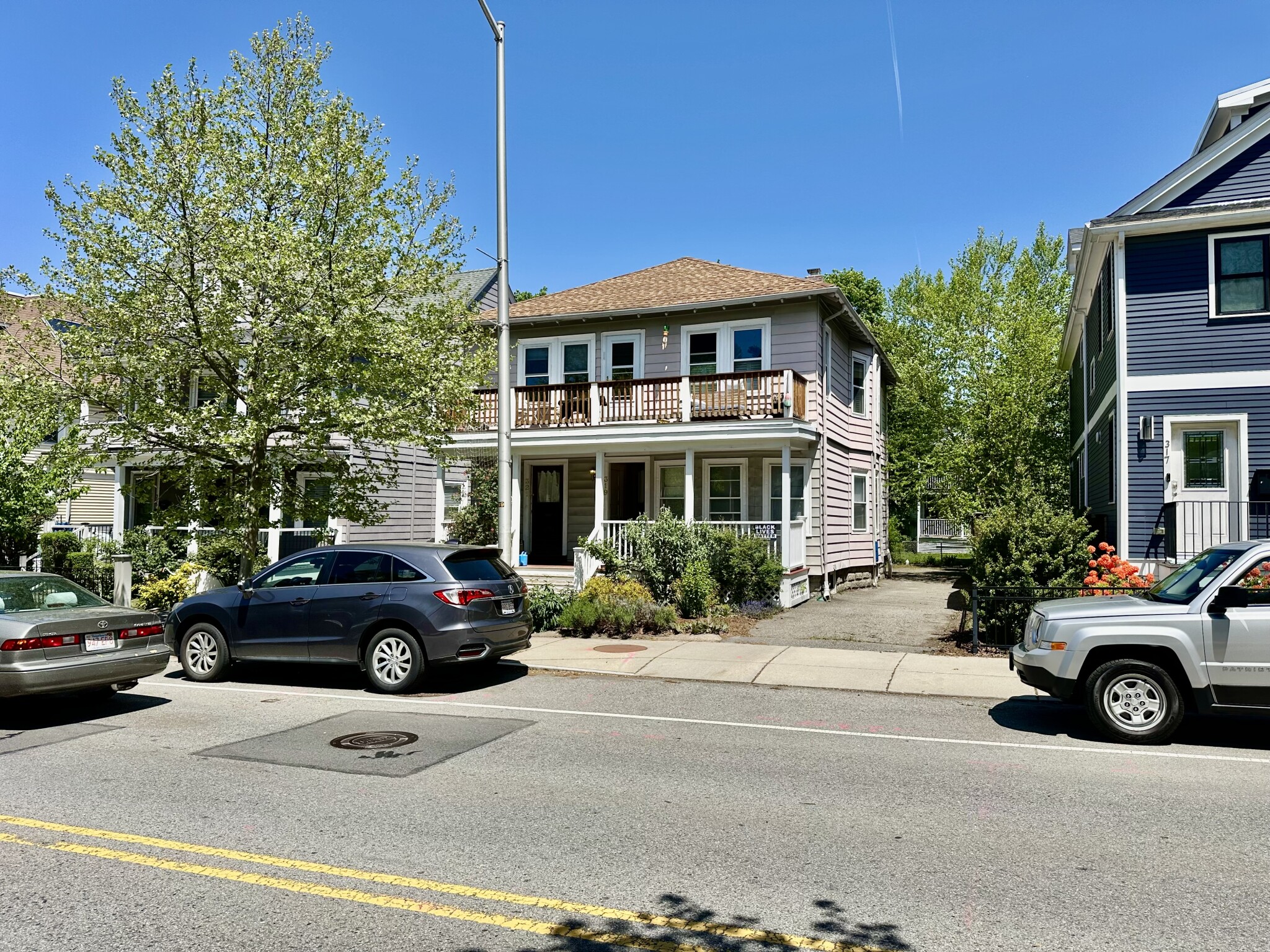 2 bed, 1 bath apartment for rent at 319 Concord Ave Unit 1, Neighborhood Nine — photo 11 of 35