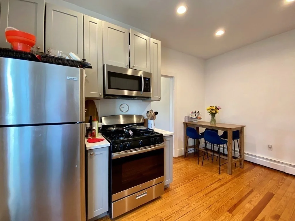 3 split bed, 1.5 bath apartment for rent at 319 Dorchester St Unit 2, South Boston — photo 1 of 13