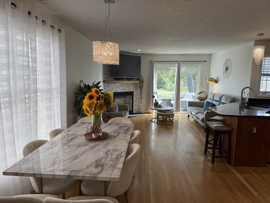 3 bed, 2 bath apartment for rent at 319 Farrwood Dr Unit 319, Haverhill — photo 1 of 12