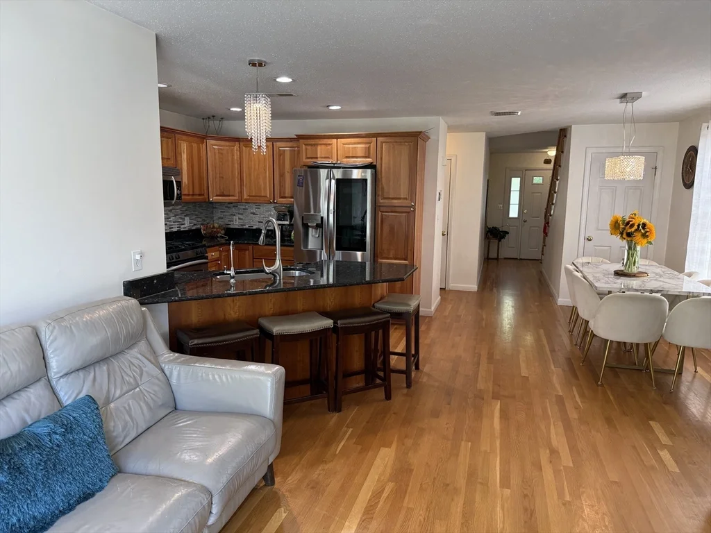 3 bed, 2 bath apartment for rent at 319 Farrwood Dr Unit 319, Haverhill — photo 3 of 12