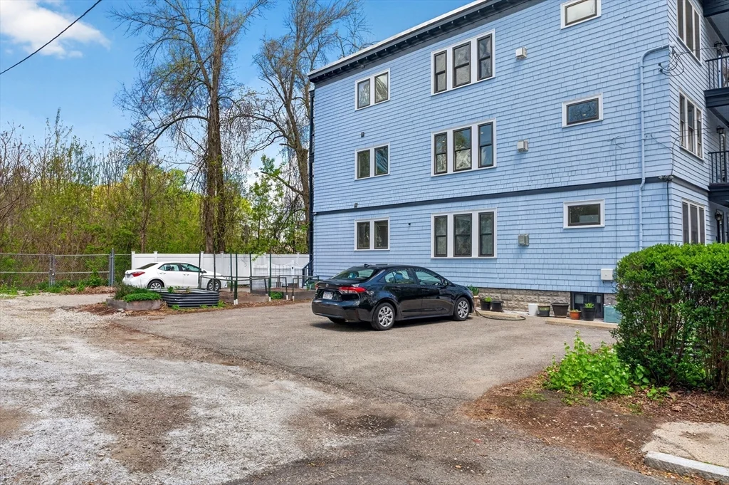 2 bed, 2 bath apartment for rent at 319 Forest Hills St Unit 2, Jamaica Plain — photo 30 of 34