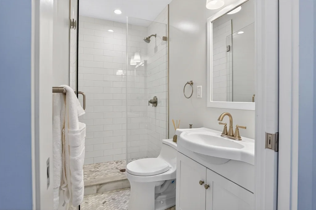 2 bed, 2 bath apartment for rent at 319 Forest Hills St Unit 2, Jamaica Plain — photo 19 of 34