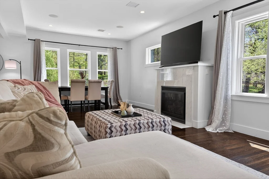 2 bed, 2 bath apartment for rent at 319 Forest Hills St Unit 2, Jamaica Plain — photo 4 of 34