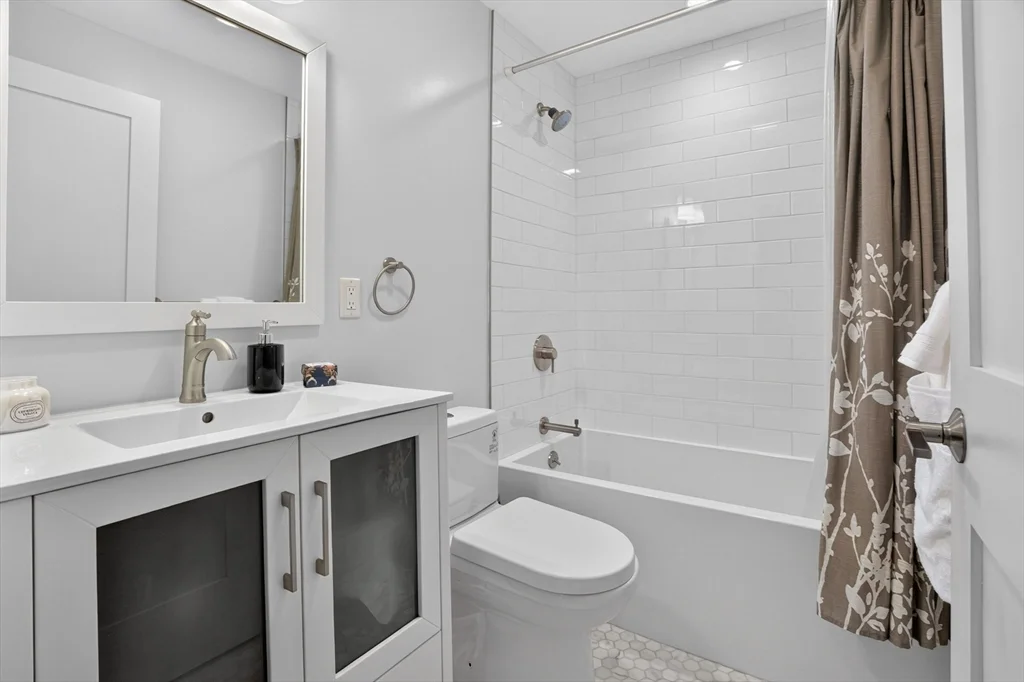 2 bed, 2 bath apartment for rent at 319 Forest Hills St Unit 2, Jamaica Plain — photo 20 of 34