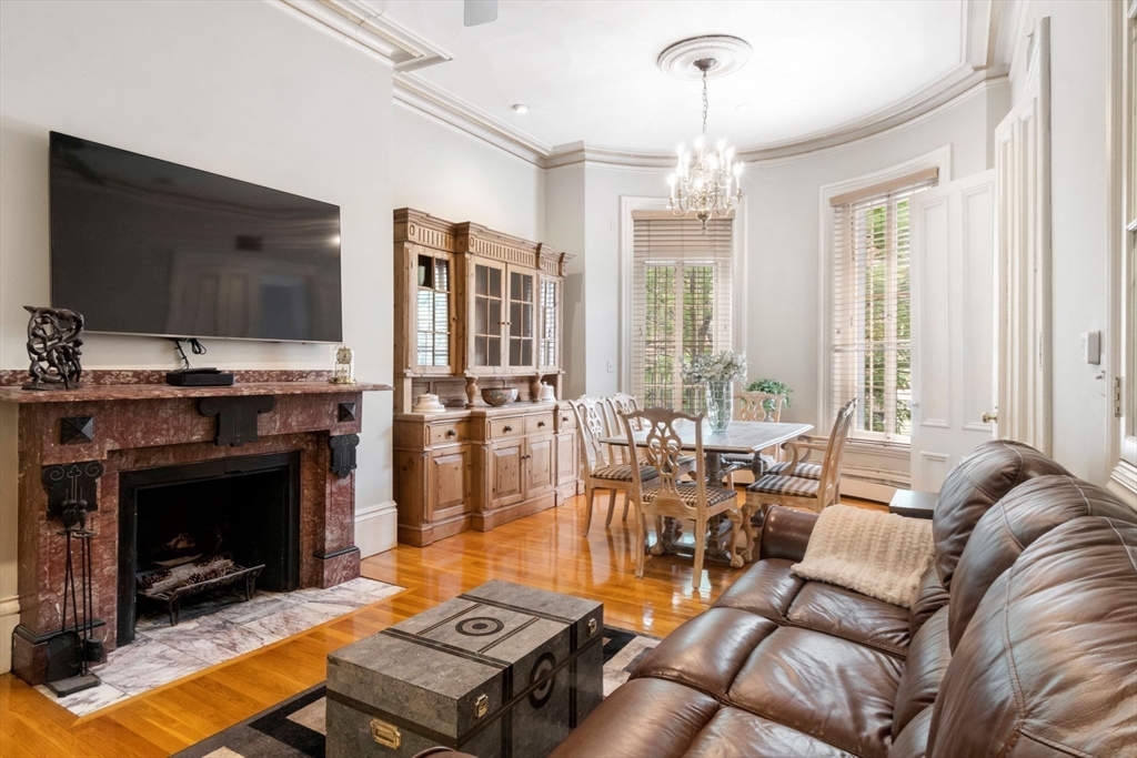 3 bed, 3 bath apartment for rent at 319 Marlborough St Unit 1, Back Bay — photo 10 of 32