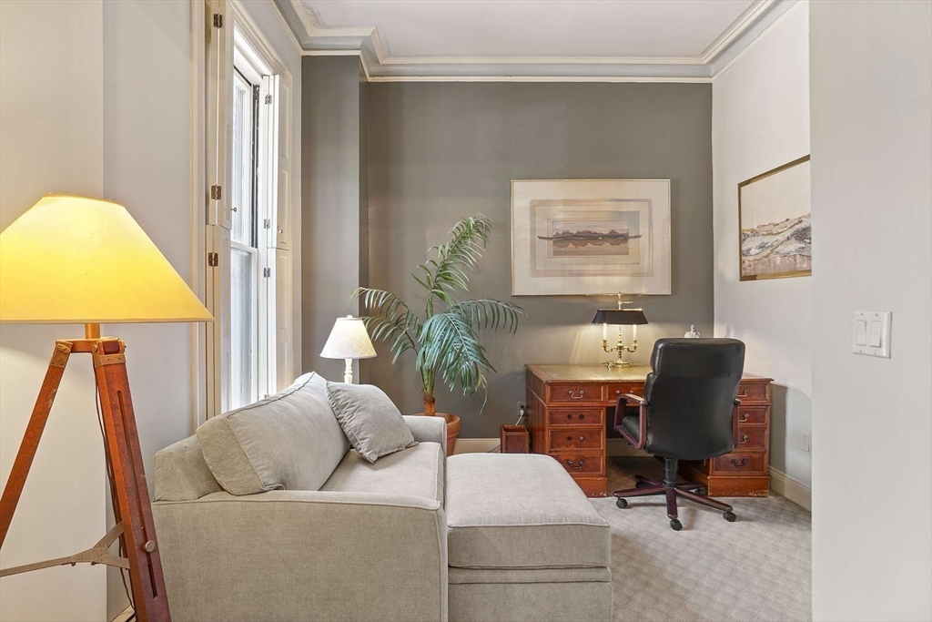 3 bed, 3 bath apartment for rent at 319 Marlborough St Unit 1, Back Bay — photo 13 of 32