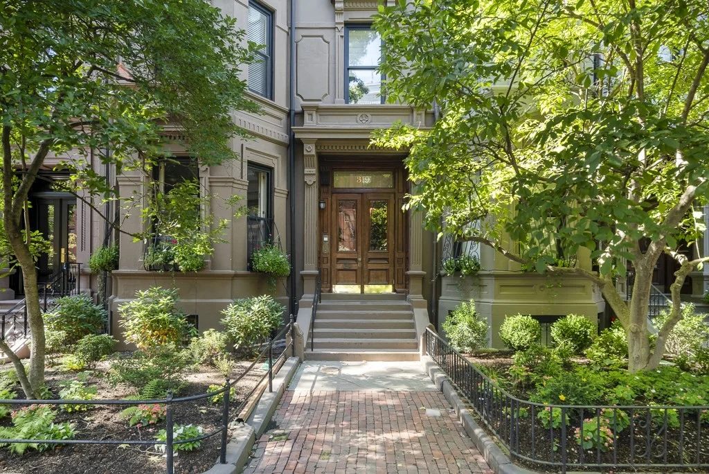 2 bed, 2 bath apartment for rent at 319 Marlborough St Unit 5, Back Bay