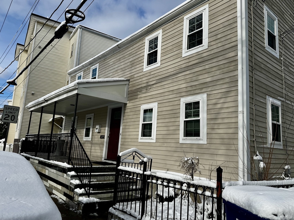 4 bed, 2 bath apartment for rent at 319 Washington St, Cambridge — photo 16 of 19