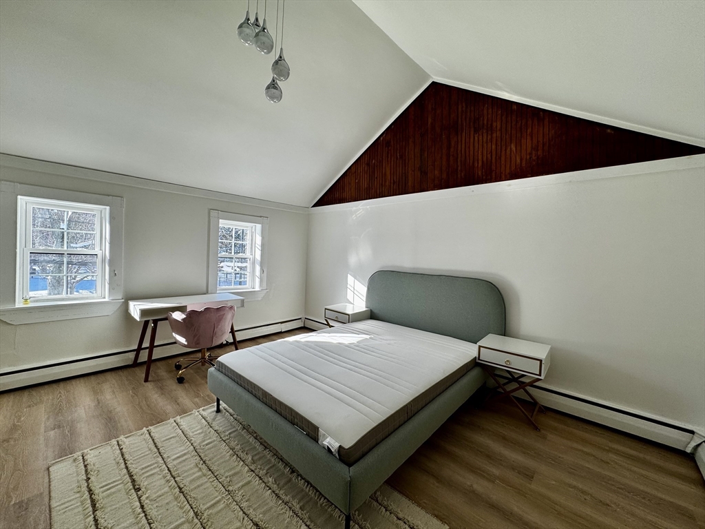 4 bed, 2 bath apartment for rent at 319 Washington St Unit 0, The Port — photo 6 of 19