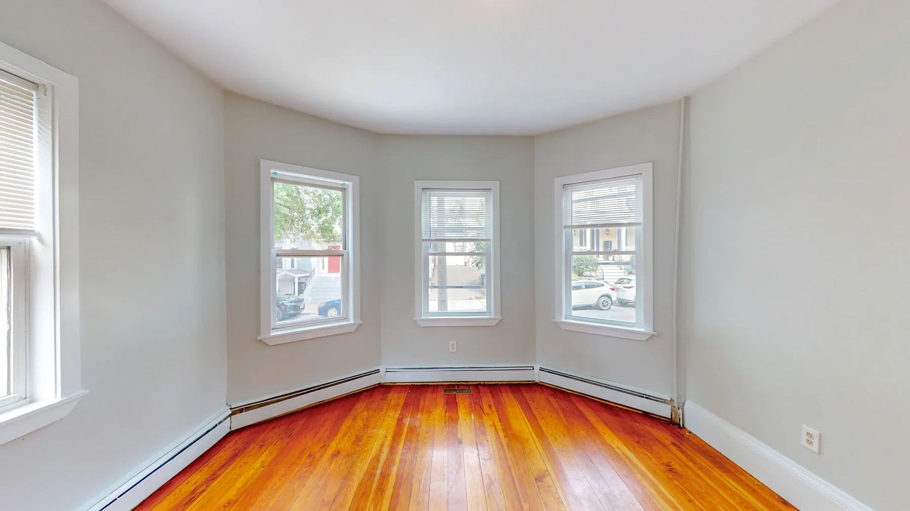 4 bed, 2 bath apartment for rent at 319 West Fourth St Unit 1, South Boston — photo 14 of 33