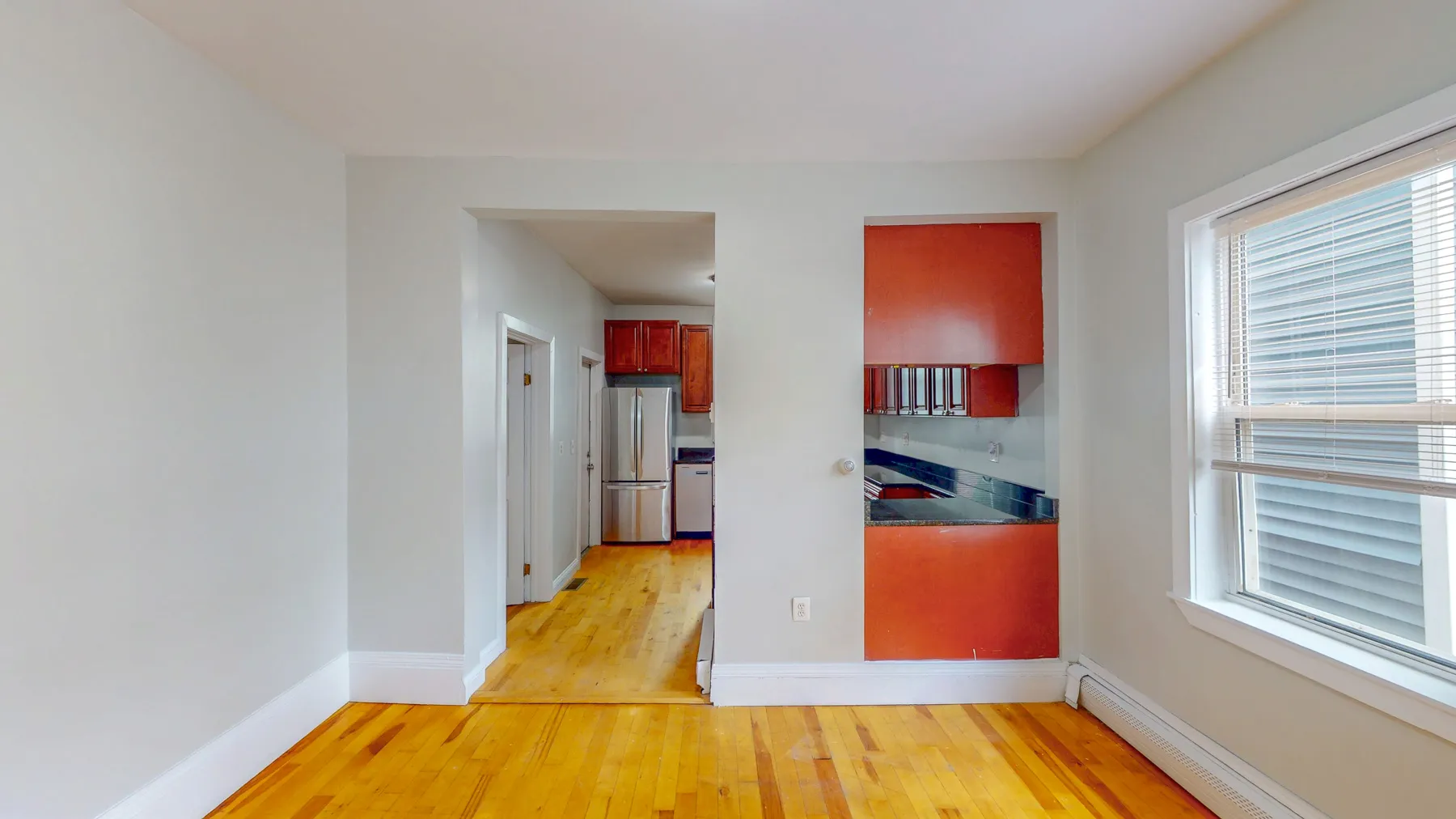 4 bed, 2 bath apartment for rent at 319 West Fourth St Unit 1, South Boston — photo 3 of 33