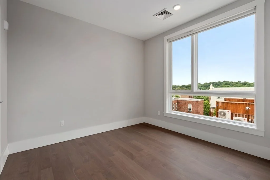 2 bed, 1 bath apartment for rent at 3193 Washington St Unit 209, Jamaica Plain — photo 6 of 17