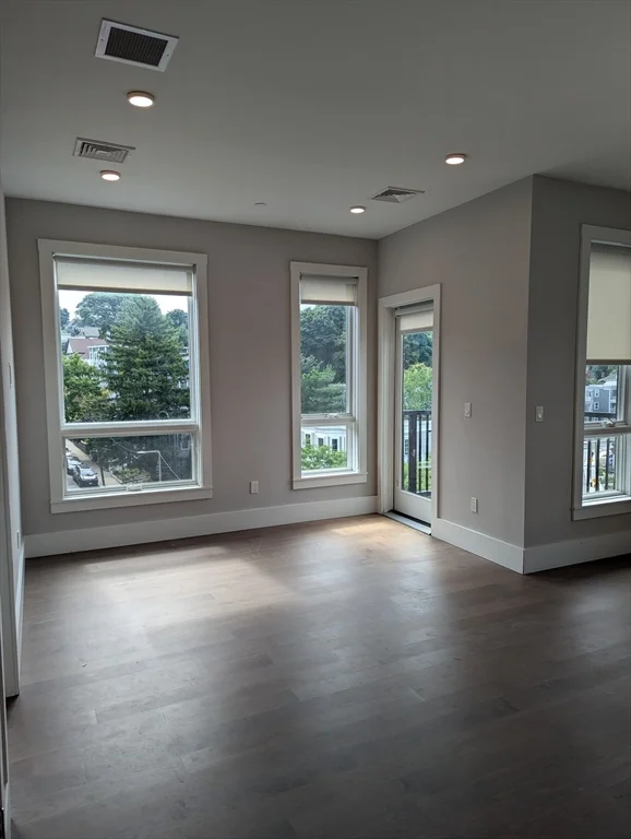2 bed, 1 bath apartment for rent at 3193 Washington St Unit Ph2, Jamaica Plain — photo 13 of 13