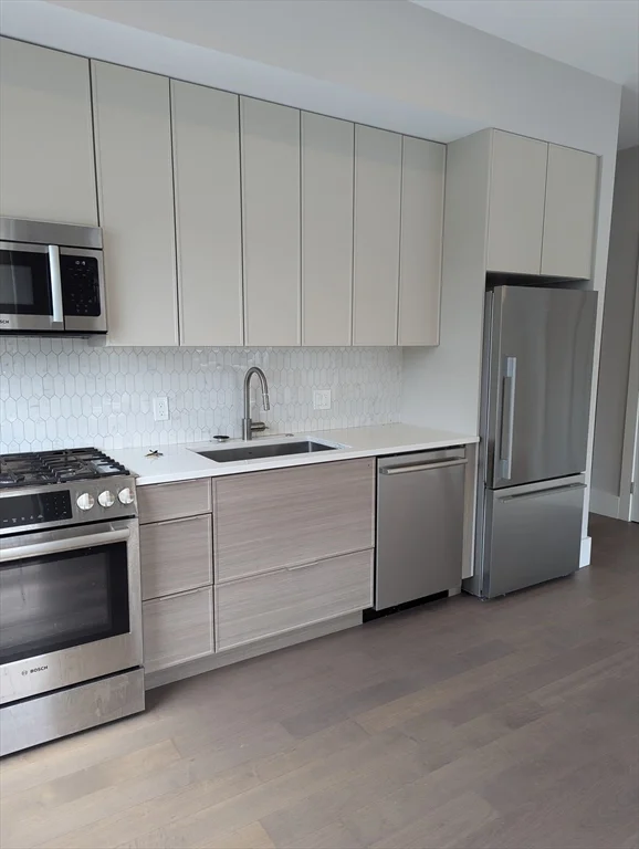 2 bed, 1 bath apartment for rent at 3193 Washington St Unit Ph2, Jamaica Plain — photo 6 of 13