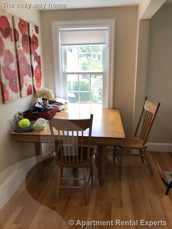 2 bed, 1 bath apartment for rent at 32.5 Linden Ave Unit 1, Porter Square — photo 4 of 8