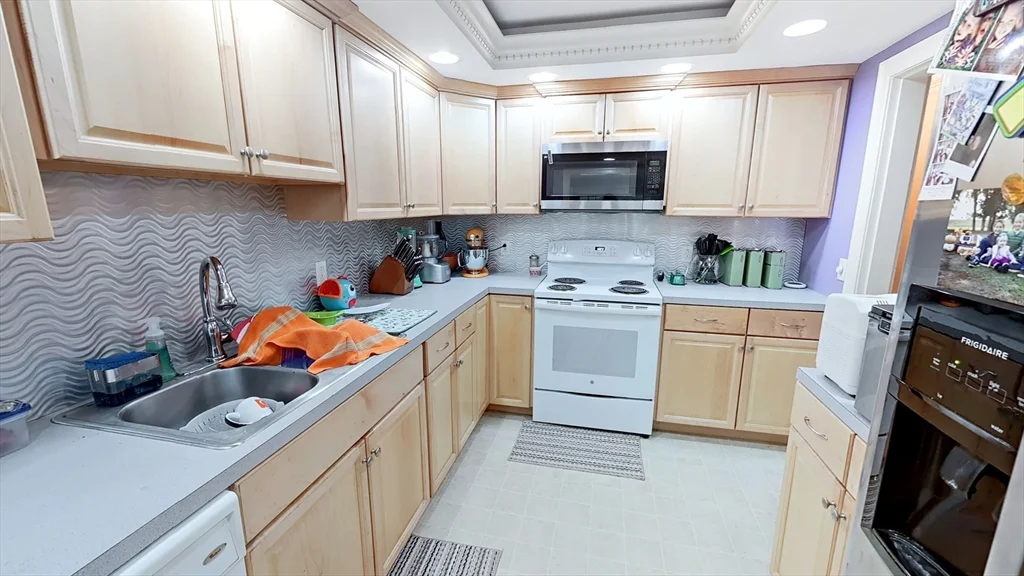 3 bed, 2 bath apartment for rent at 32 Acton Rd, Westford — photo 17 of 23