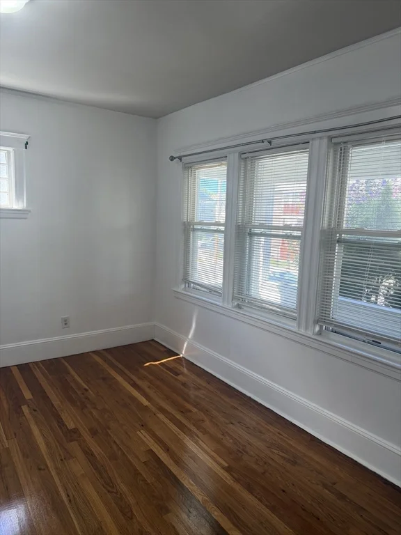 2 bed, 1 bath apartment for rent at 32 Adams St Unit 32, Watertown — photo 5 of 15