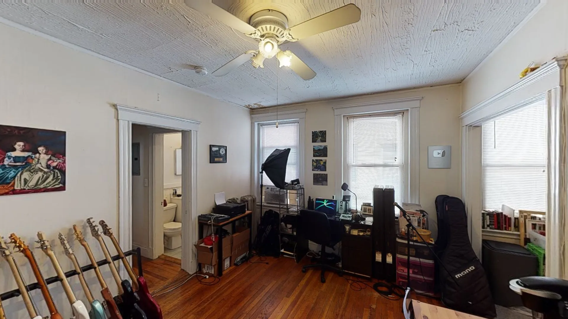 1 bed, 1 bath apartment for rent at 32 Allston St Unit 10, Brighton