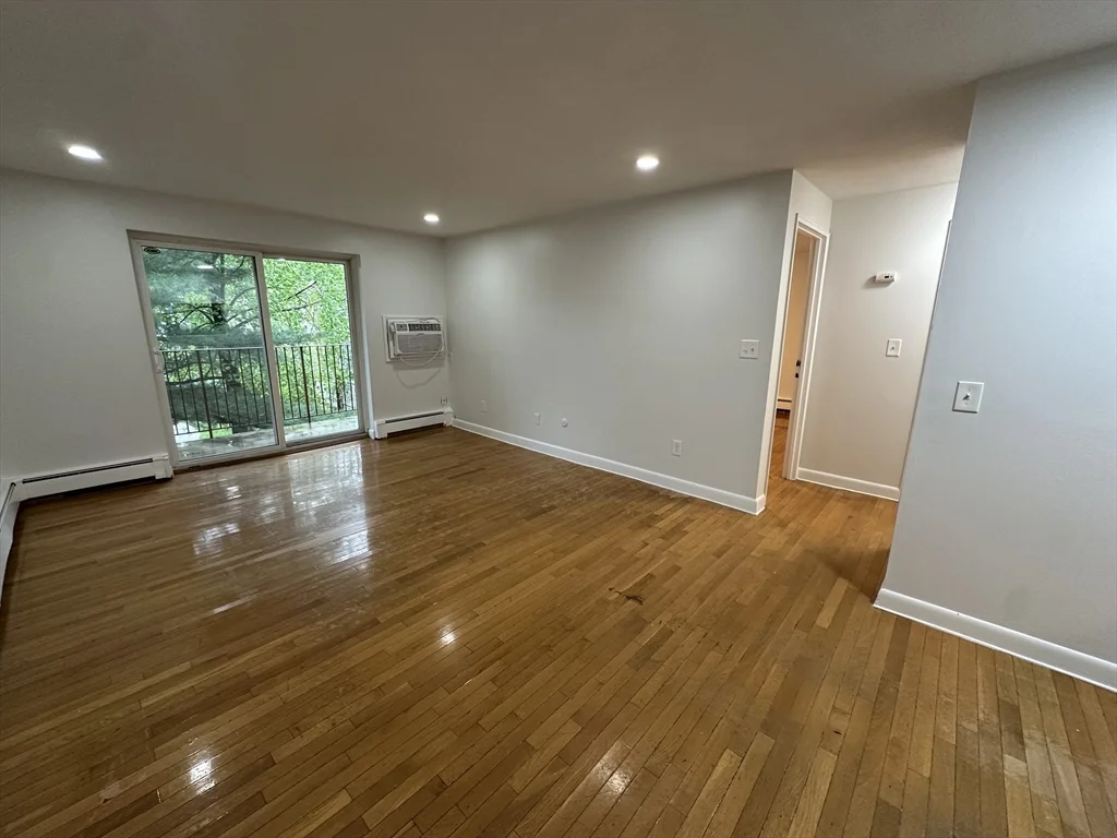 2 bed, 2 bath apartment for rent at 32 Annese Rd Unit 7, Chelsea — photo 1 of 14