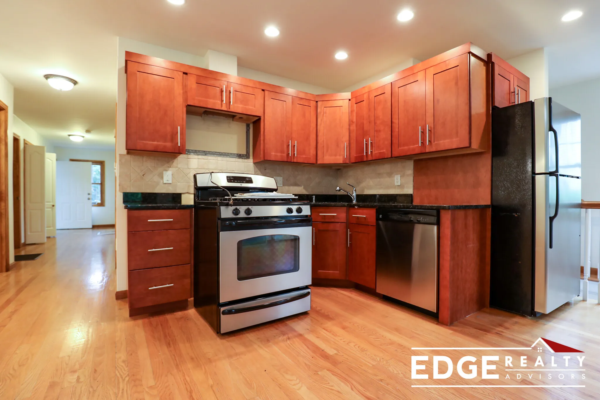 3 bed, 1 bath apartment for rent at 32 Arden St Unit 1, Allston — photo 1 of 9
