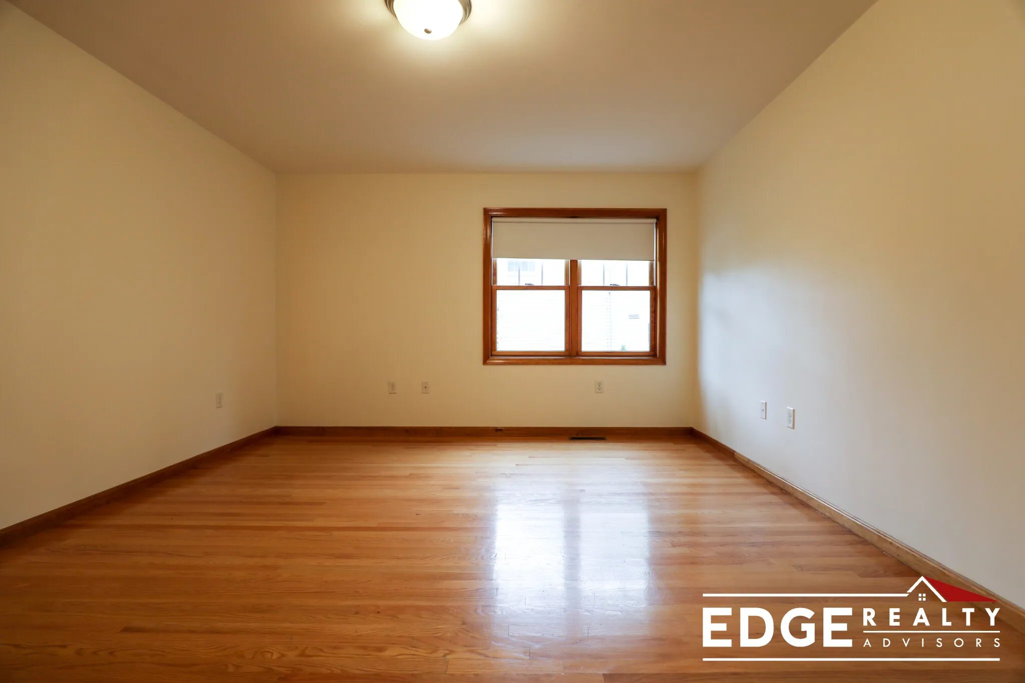 3 bed, 1 bath apartment for rent at 32 Arden St Unit 1, Allston — photo 4 of 9
