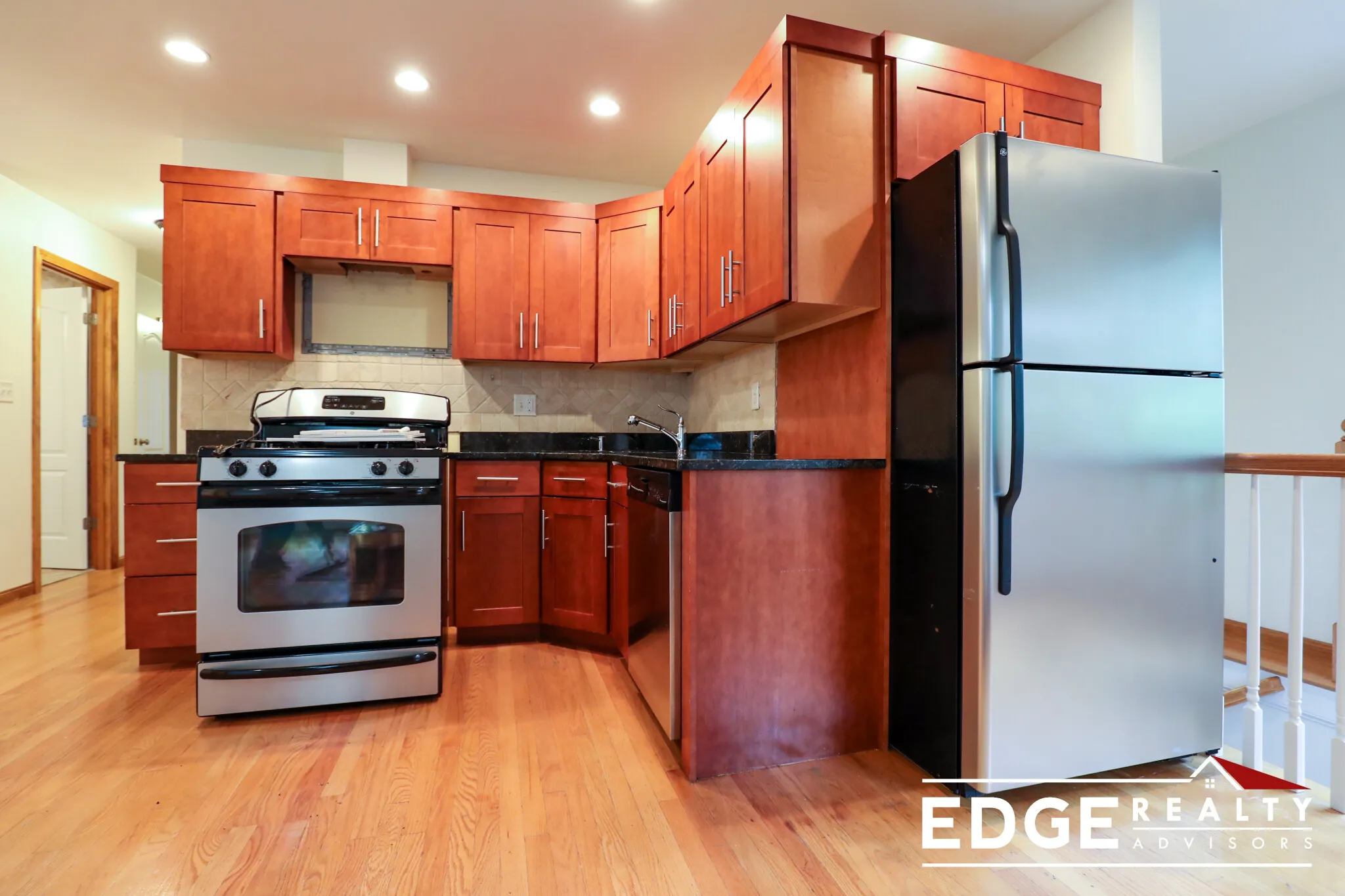 3 bed, 1 bath apartment for rent at 32 Arden St Unit 1, Allston — photo 2 of 9