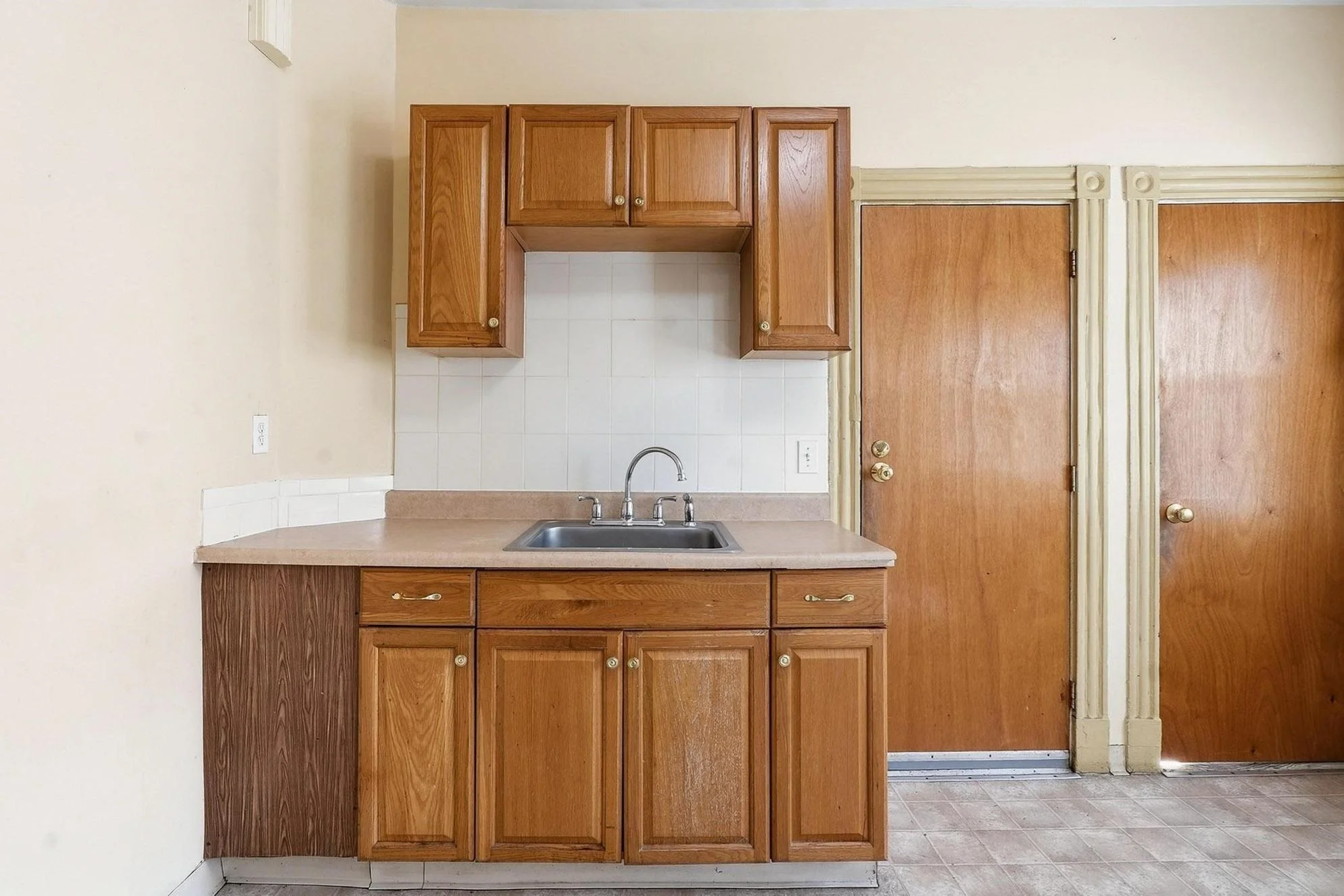 3 bed, 1 bath apartment for rent at 32 Ashley St Unit 3, East Boston — photo 14 of 33