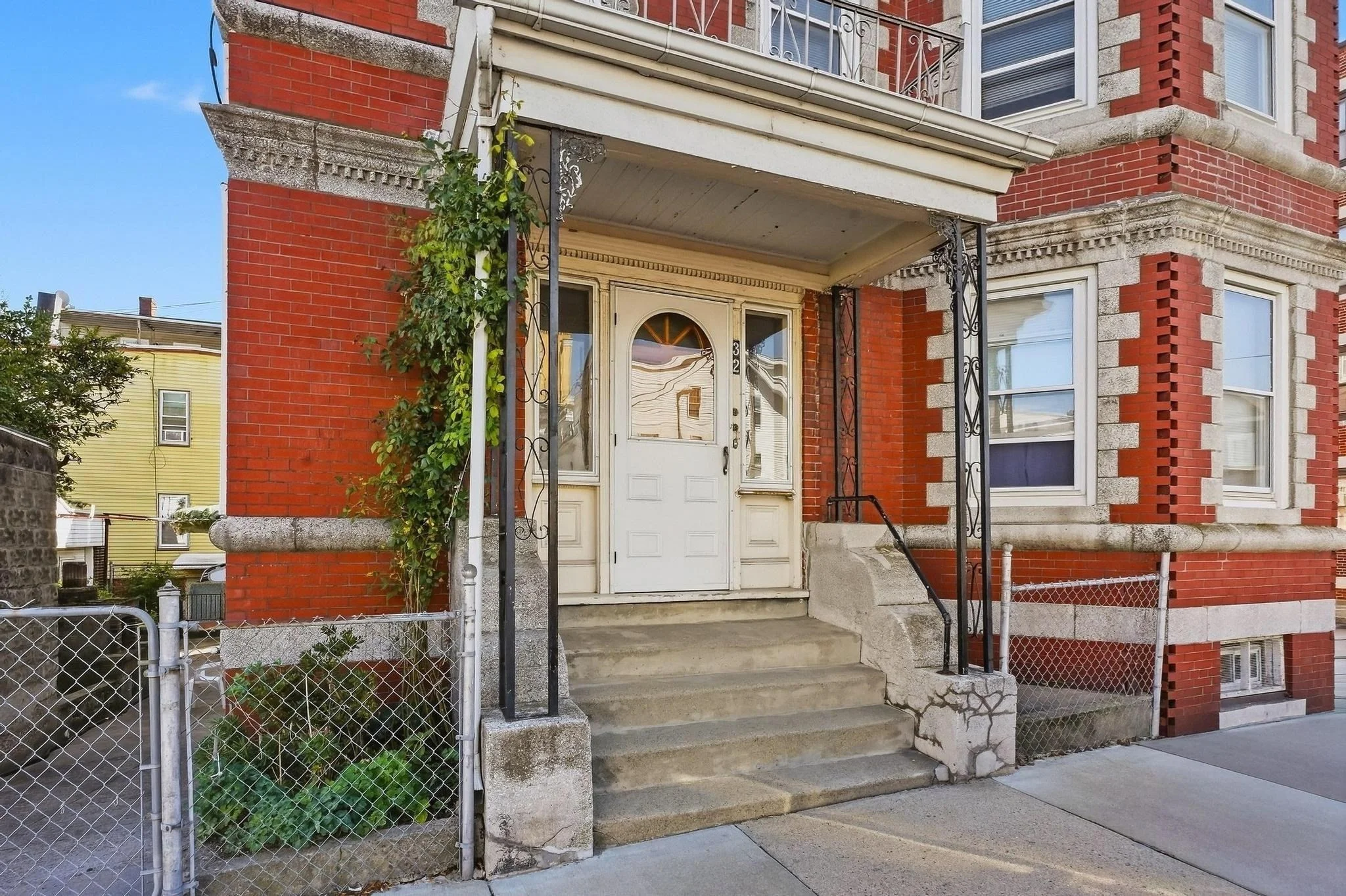 3 bed, 1 bath apartment for rent at 32 Ashley St Unit 3, East Boston — photo 4 of 33