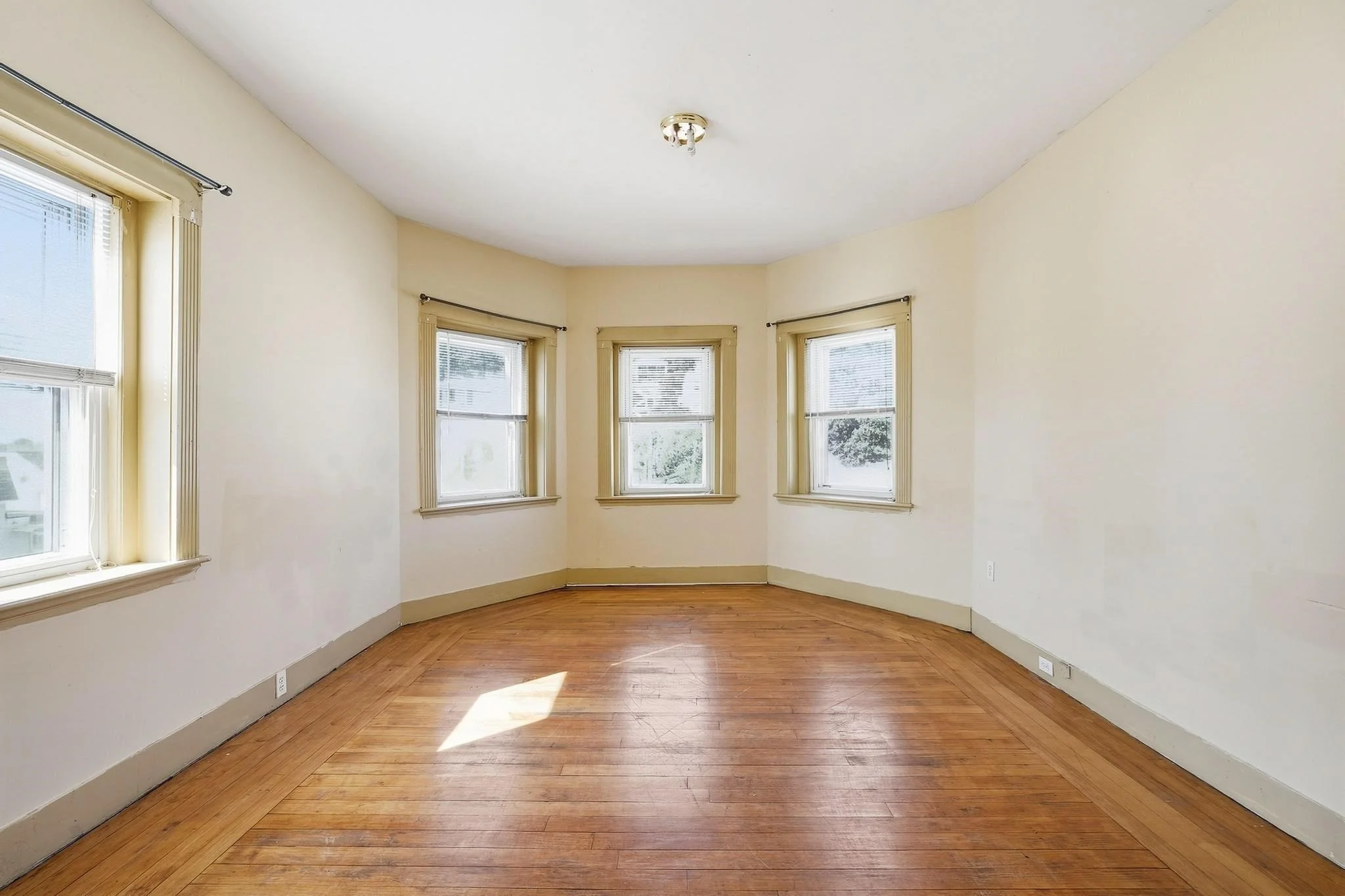 3 bed, 1 bath apartment for rent at 32 Ashley St Unit 3, East Boston — photo 8 of 33