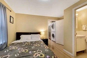 2 bed, 2 bath apartment for rent at 32 Bay St Unit 32, Riverside — photo 7 of 14