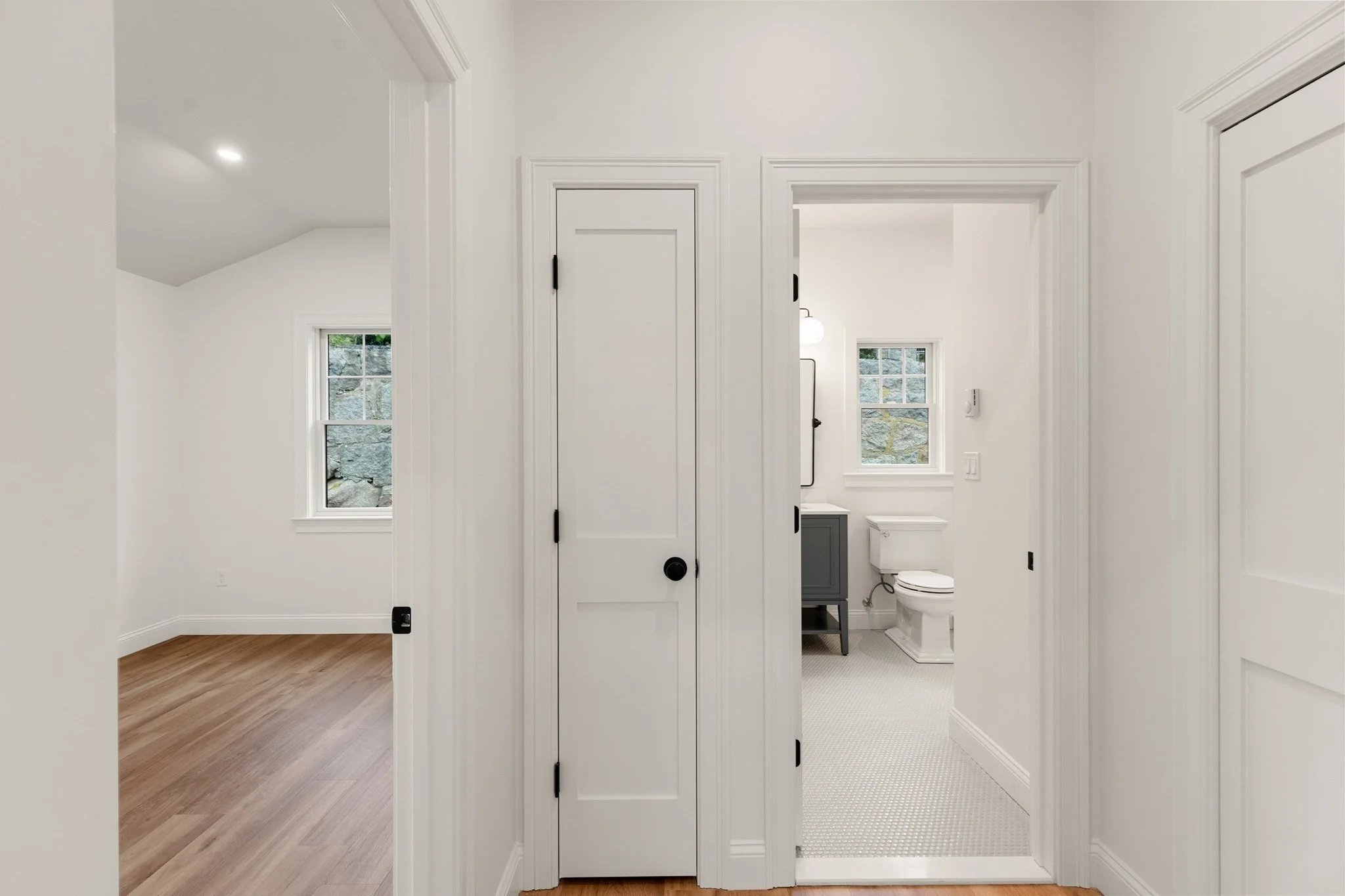 1 bed, 1 bath apartment for rent at 32 Beacon St Unit 5, Gloucester — photo 20 of 33