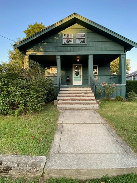 2 bed, 1 bath apartment for rent at 32 Bernice Ave, Brockton