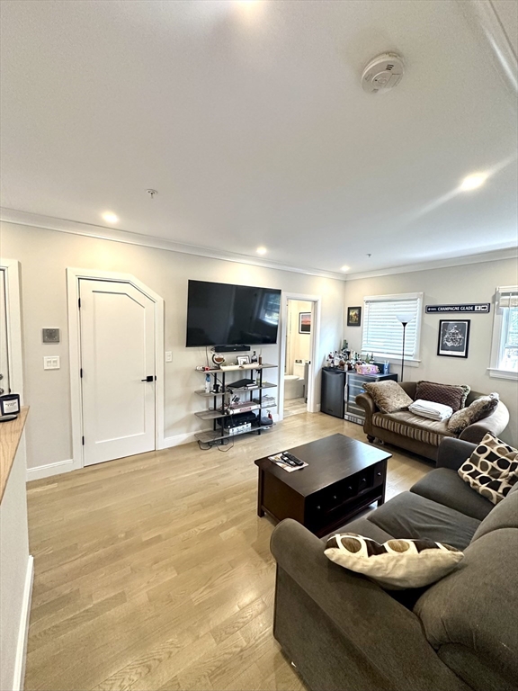 2 bed, 1 bath apartment for rent at 32 Blaine St Unit 1, Allston — photo 1 of 15