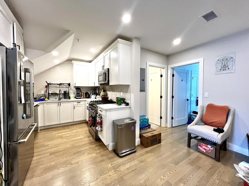2 bed, 1 bath apartment for rent at 32 Blaine St Unit 3, Allston — photo 2 of 6