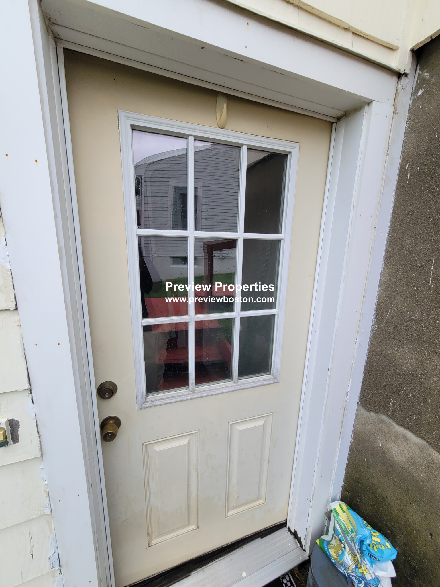2 bed, 1 bath apartment for rent at 32 Brayton Rd Unit P, Brighton