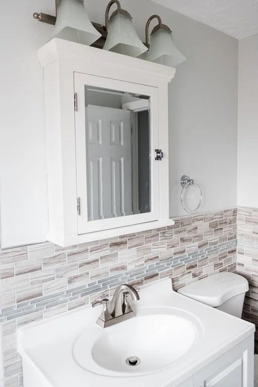 2 bed, 1 bath apartment for rent at 32 Bryon Unit 3, Newton — photo 9 of 20
