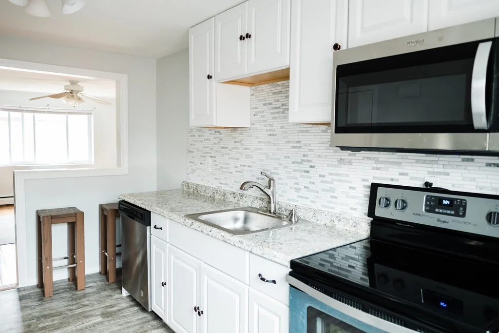2 bed, 1 bath apartment for rent at 32 Bryon Unit 3, Newton — photo 3 of 20