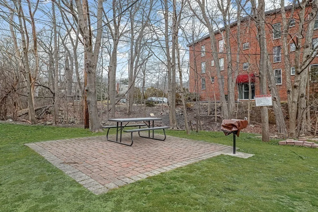 2 bed, 1 bath apartment for rent at 32 Bryon Unit 3, Newton — photo 20 of 20