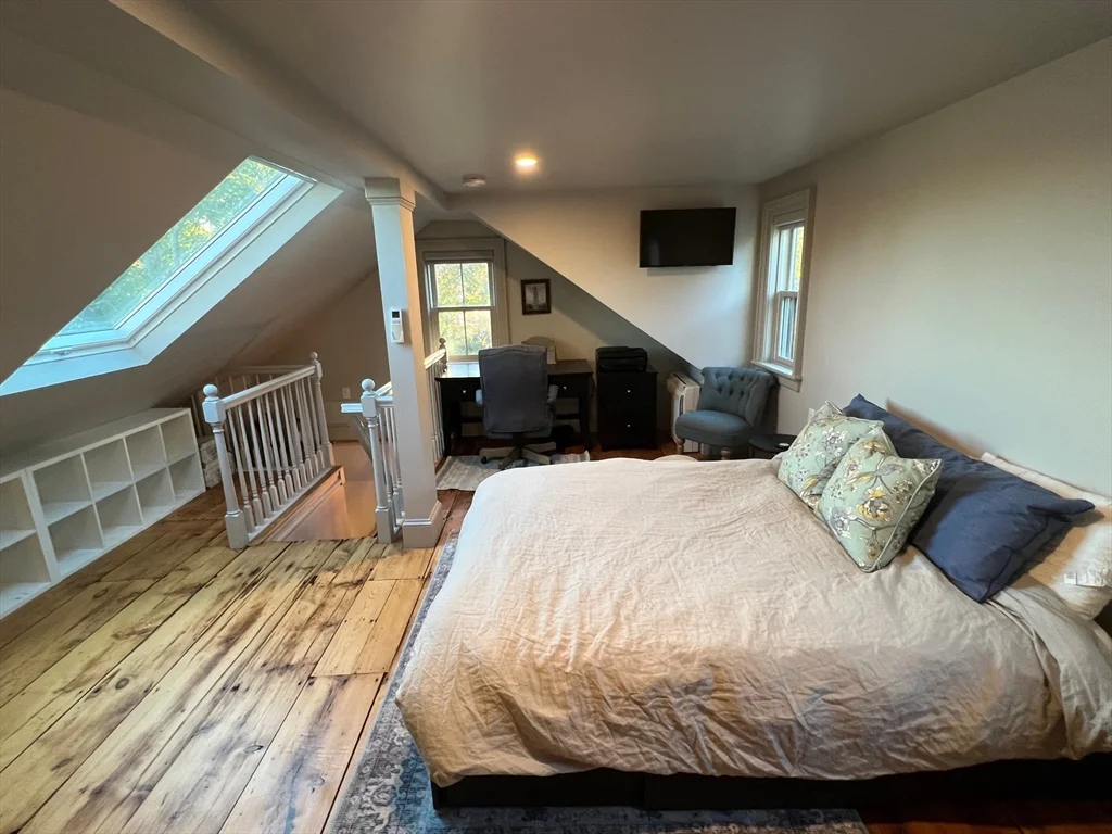 2 bed, 2 bath apartment for rent at 32 Buffum St Unit 1, Salem — photo 14 of 19