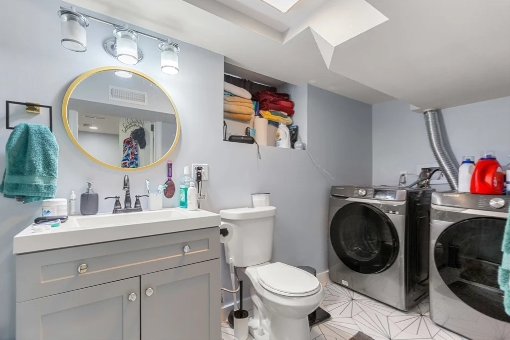 3 bed, 2 bath apartment for rent at 32 Cameron Ave Unit 32, Teele Square — photo 22 of 32