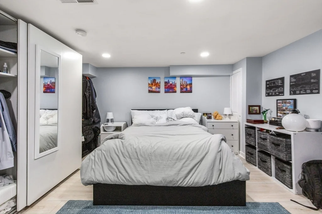 3 bed, 2 bath apartment for rent at 32 Cameron Ave Unit 32, Teele Square — photo 27 of 32