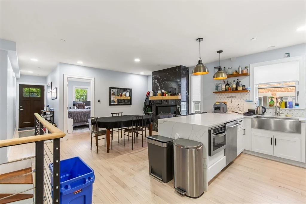 3 bed, 2 bath apartment for rent at 32 Cameron Ave Unit 32, Teele Square — photo 6 of 32
