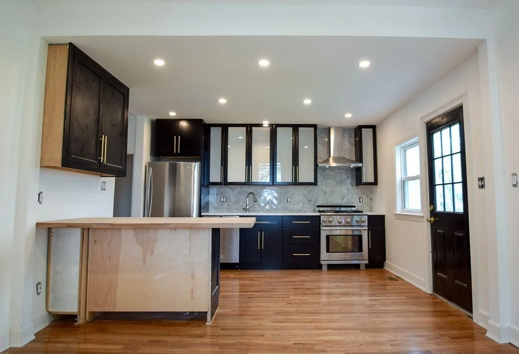 3 bed, 2 bath apartment for rent at 32 Cedar St Unit Right, Mattapan — photo 1 of 11