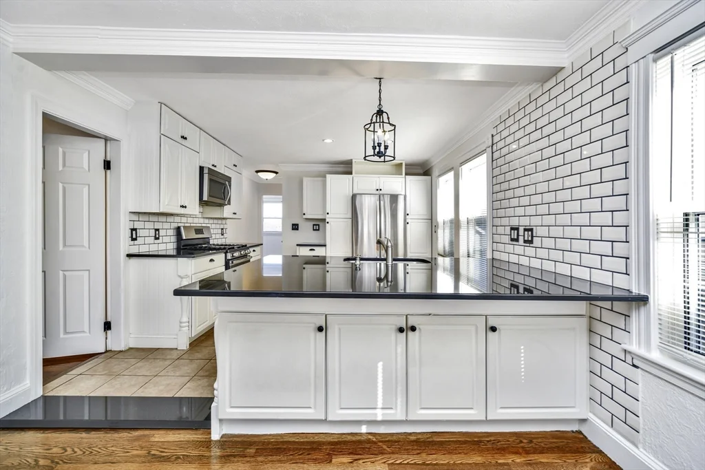 3 bed, 1 bath apartment for rent at 32 Cedrus Ave Unit 1, Roslindale — photo 14 of 21