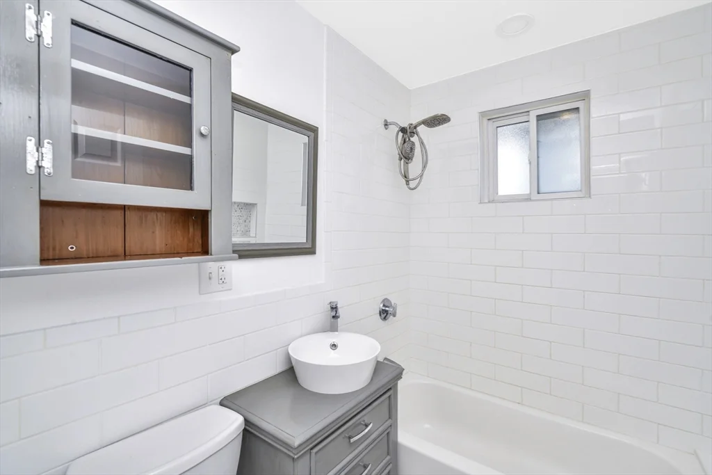 3 bed, 1 bath apartment for rent at 32 Cedrus Ave Unit 1, Roslindale — photo 21 of 21