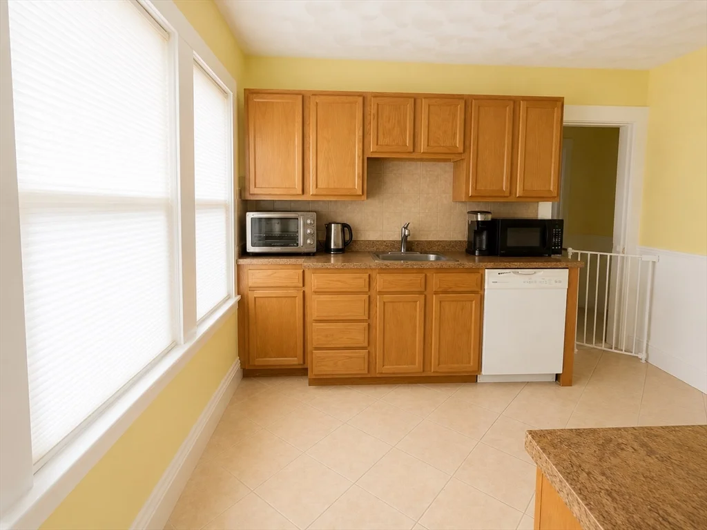 2 bed, 1 bath apartment for rent at 32 Century St Unit 1, West Medford — photo 10 of 17
