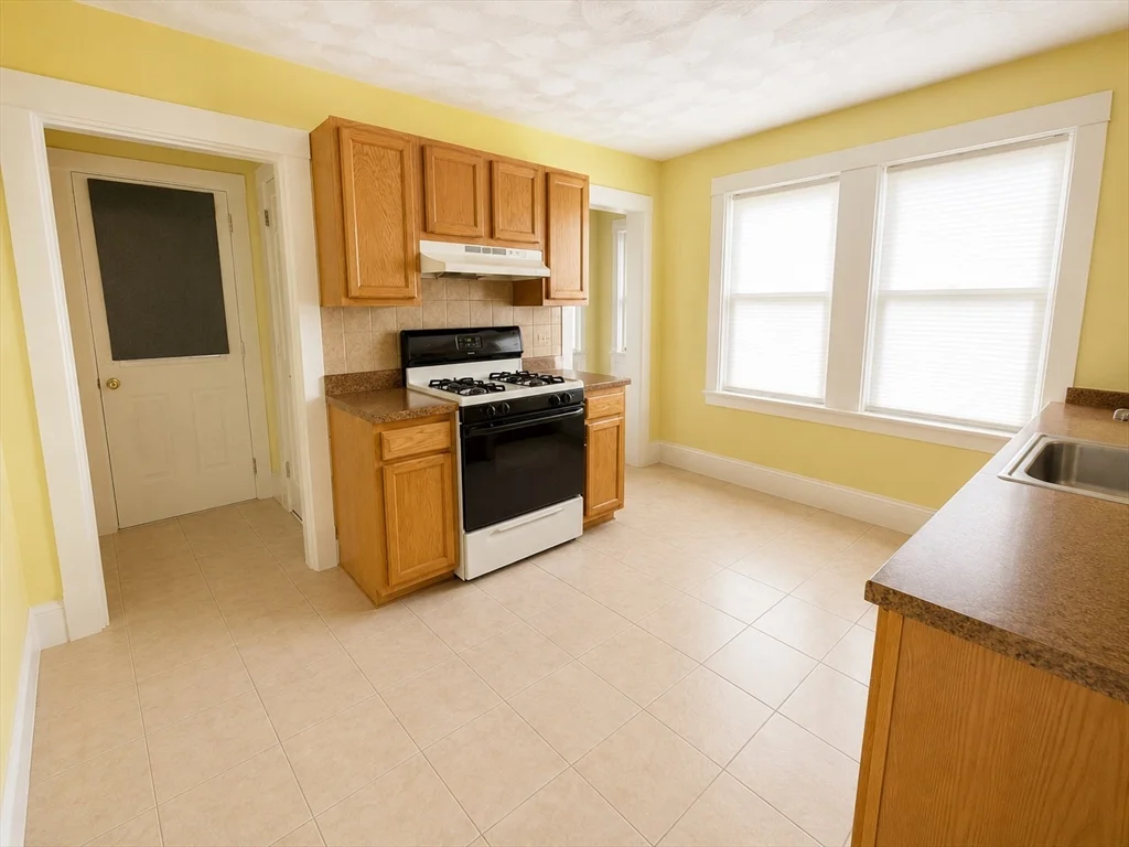 2 bed, 1 bath apartment for rent at 32 Century St Unit 1, West Medford — photo 8 of 17