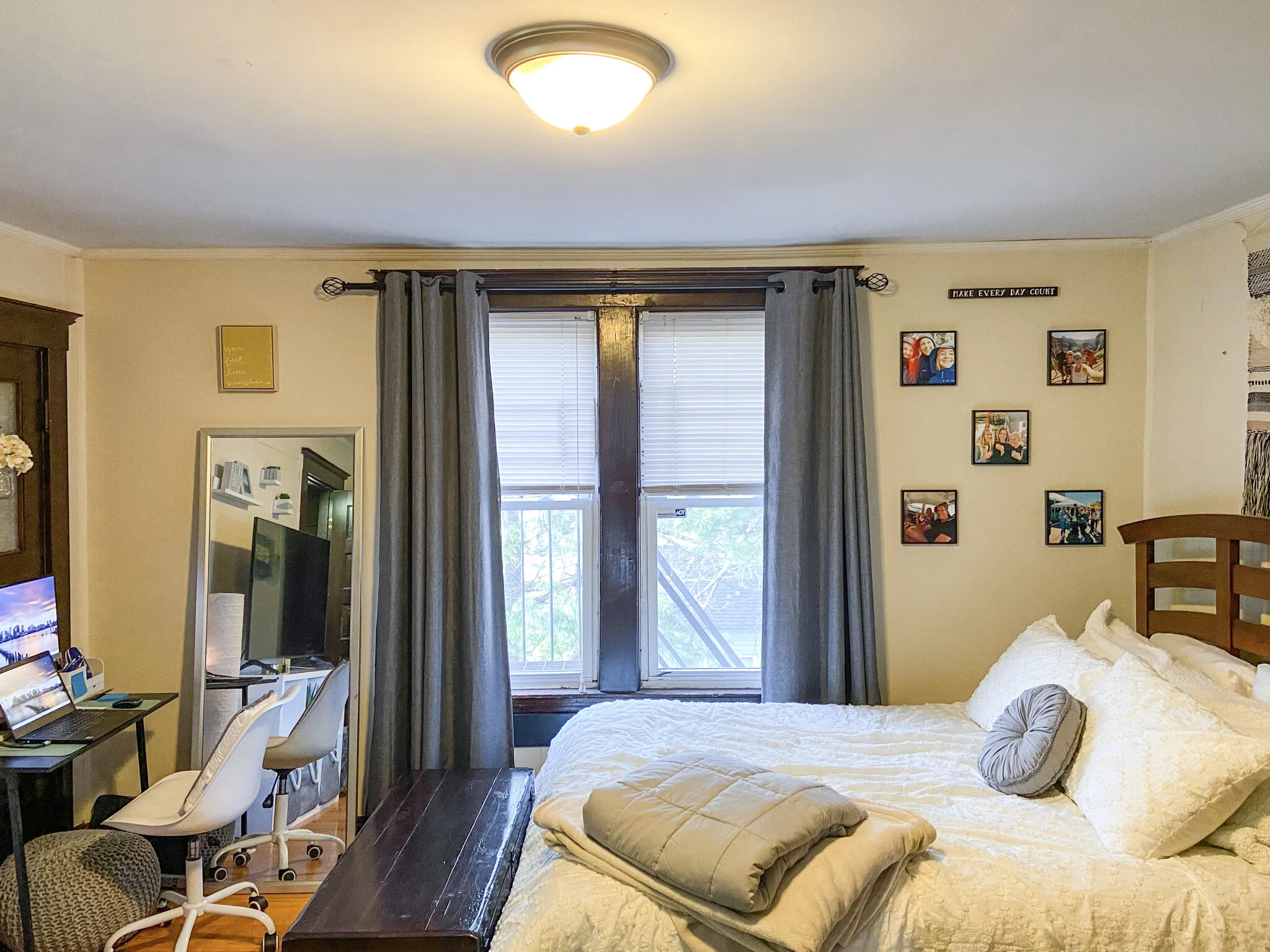 3 bed, 1 bath apartment for rent at 32 Chester St Unit 3, Brighton — photo 9 of 12