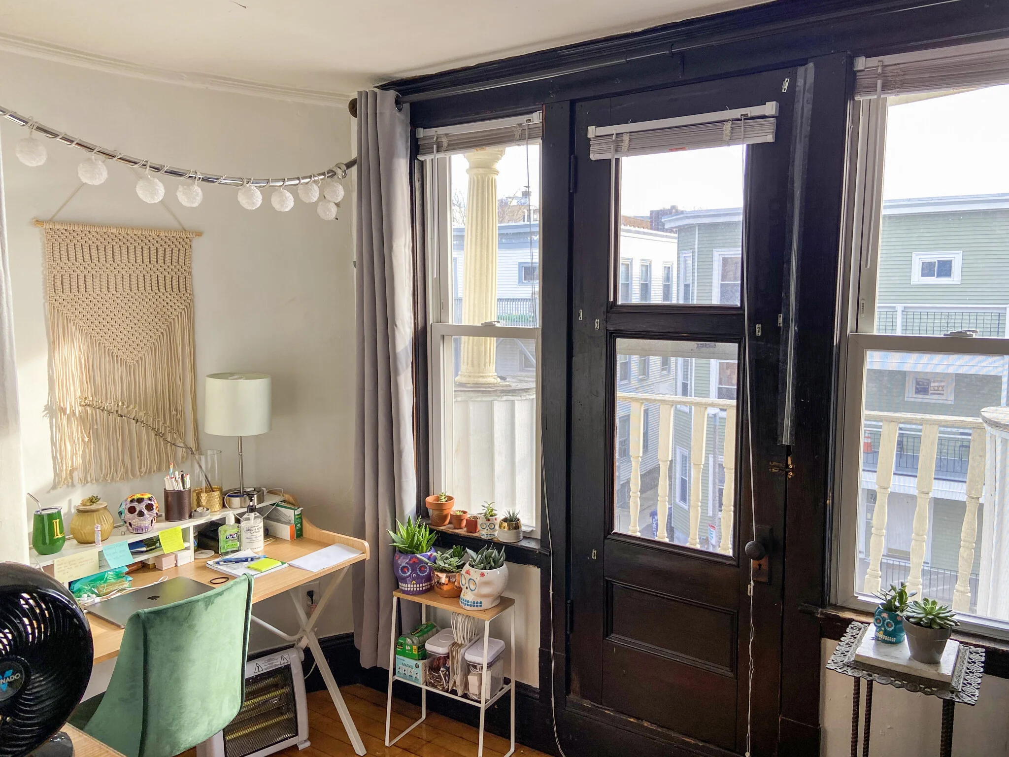 3 bed, 1 bath apartment for rent at 32 Chester St Unit 3, Brighton — photo 11 of 12