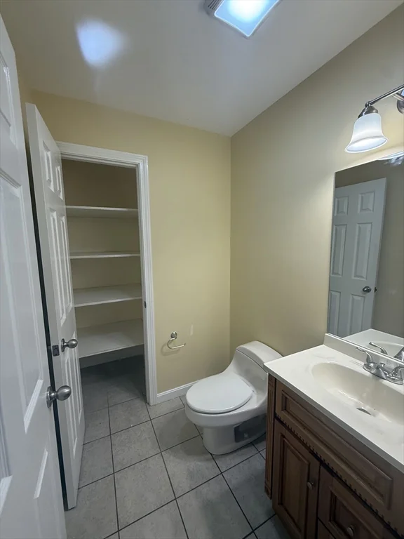 2 bed, 1 bath apartment for rent at 32 Chestnut Unit 1, Peabody — photo 4 of 11